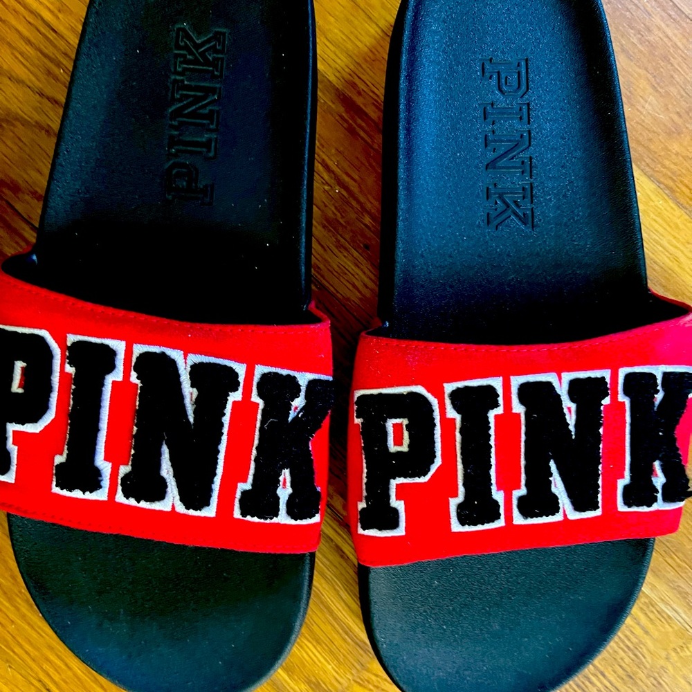 Victoria Secret Slides Size 7